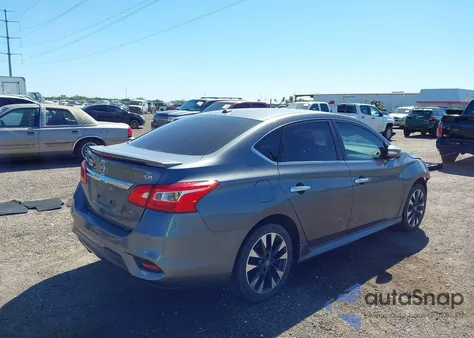 2018 Nissan Sentra Sr z USA, uszkodzony, nr VIN 3N1AB7AP5JY322825